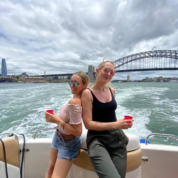 Meet your Posher, Lauren - Picture 1 of 1